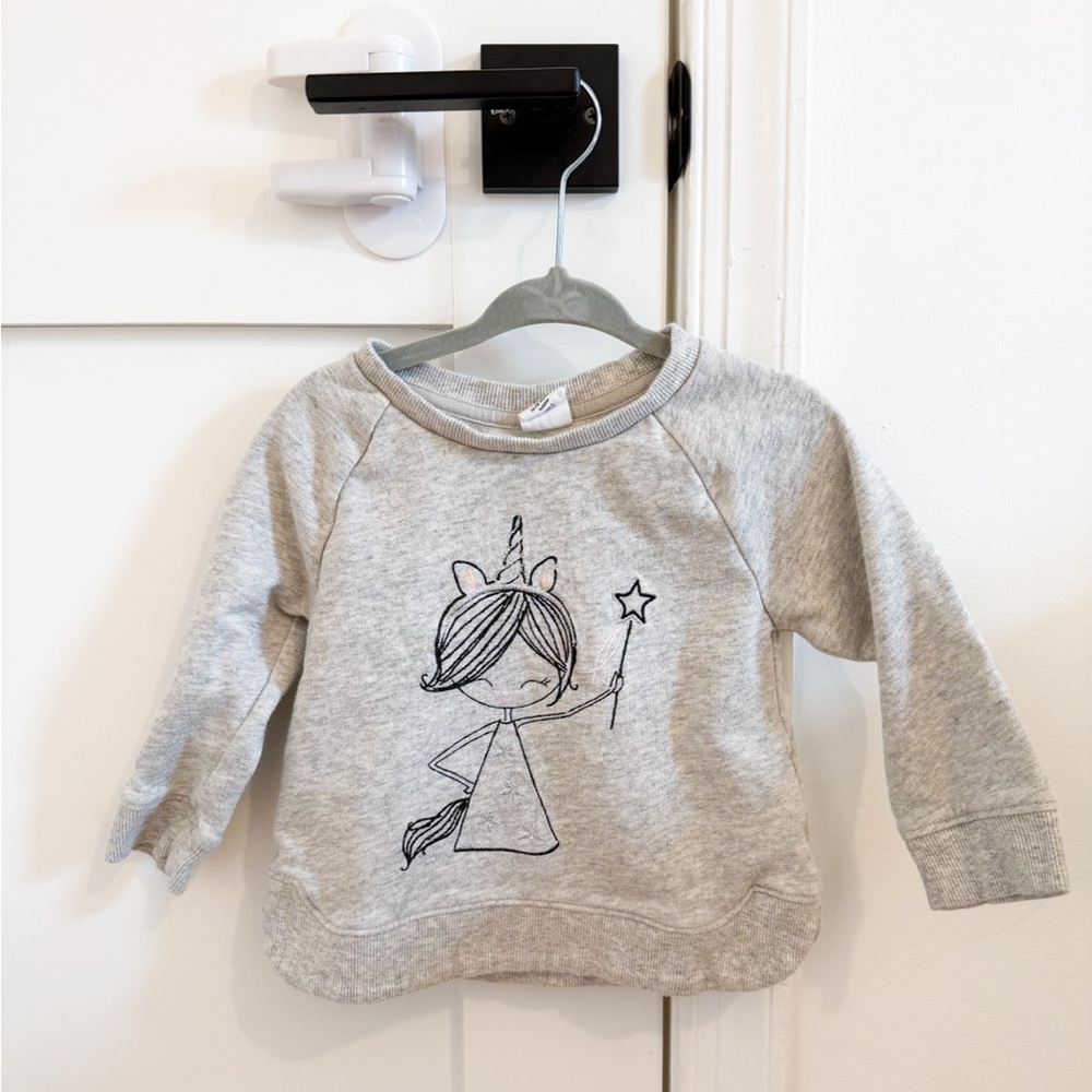 Gap Gray Unicorn Kids Sweatshirt
